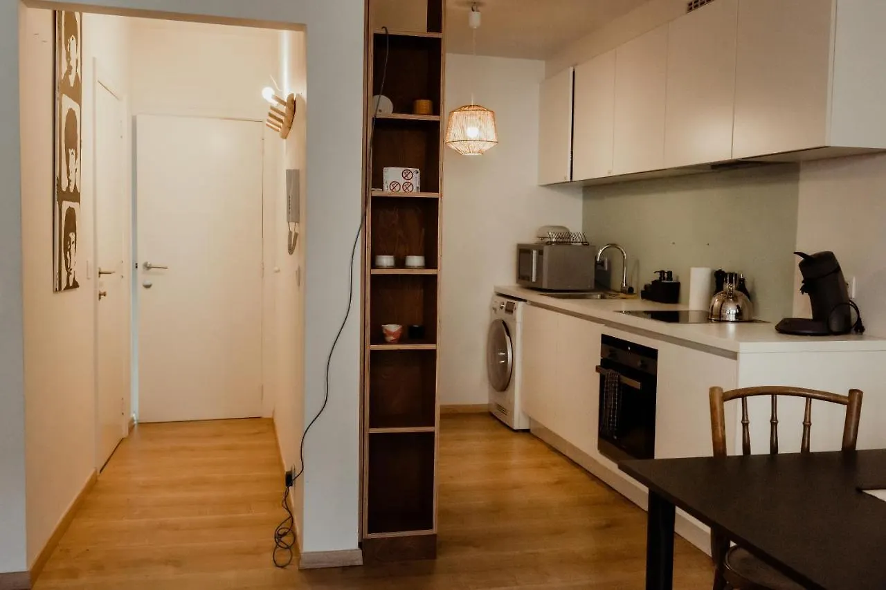 Cosy Apartment With Big Quiet & Sunny Terras Γάνδη 0*,