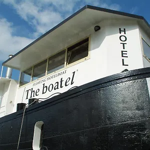 The Boatel Bateau-hôtel